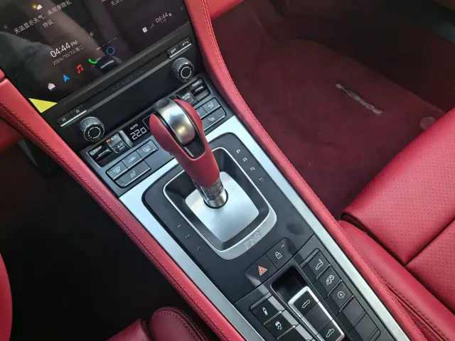 Porsche 718 — Фото автомобиля 11