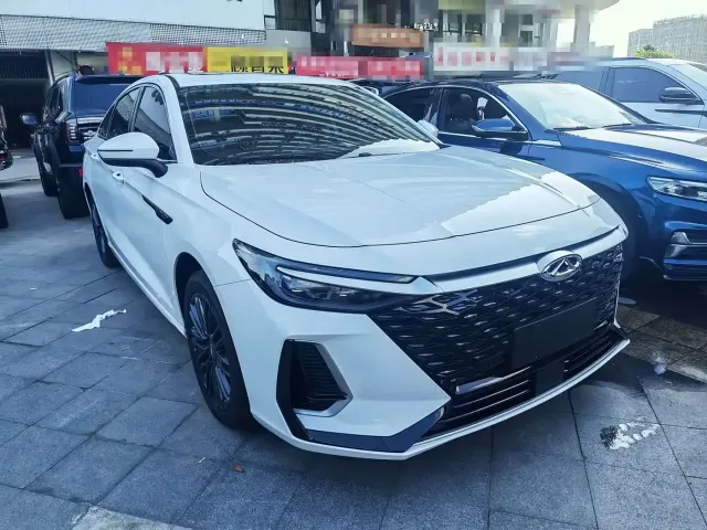 Chery Arrizo 8 — Фото автомобиля 2
