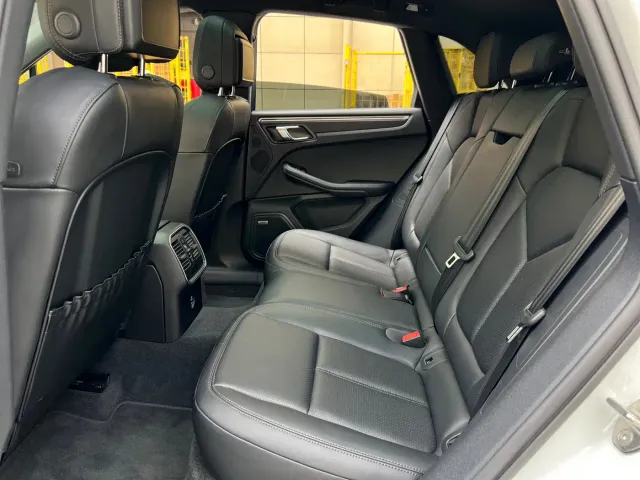 Porsche Macan — Фото автомобиля 14