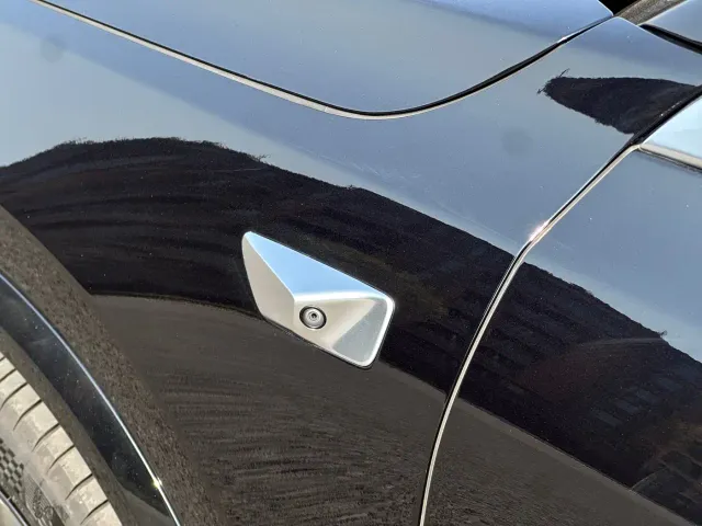 Li Auto L8 — Фото автомобиля 6