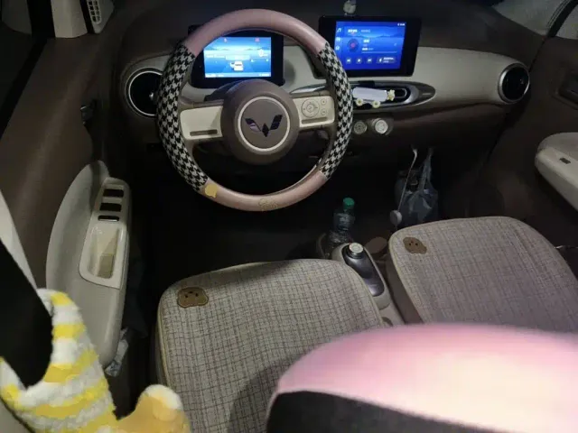 Wuling Hongguang Mini EV — Фото автомобиля 5