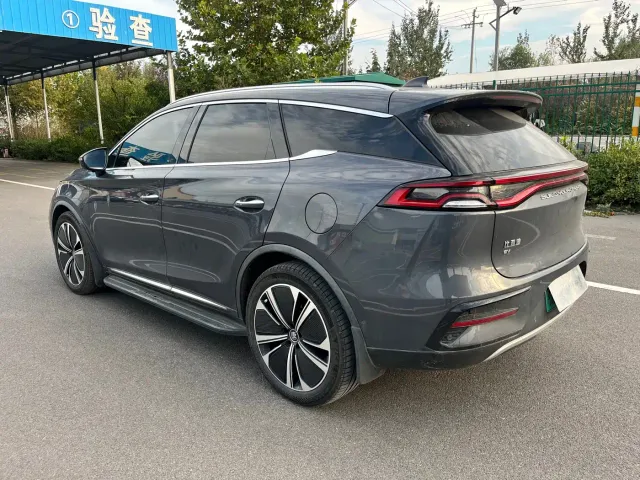 BYD Tang — Фото автомобиля 13