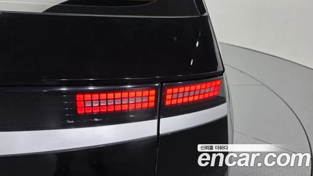 Hyundai Ioniq 5 — Фото автомобиля 8