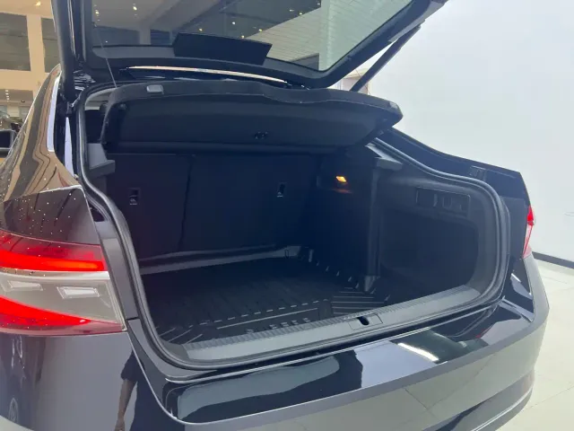 Skoda Superb — Фото автомобиля 22