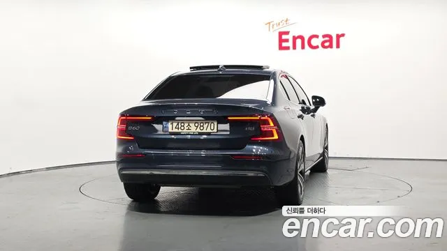 Вольво S60 S60 третьего поколения B5 Ultimate Bright — Фото автомобиля 4