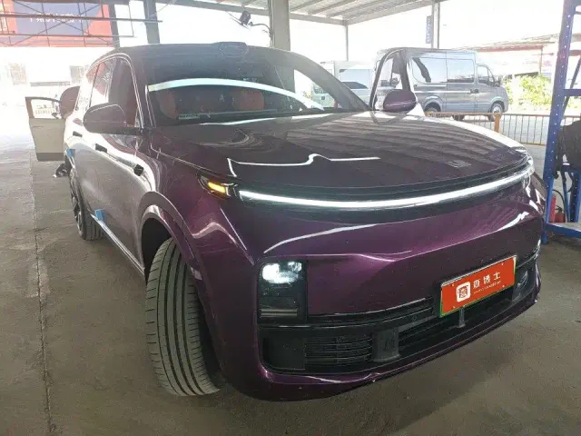 Li Auto L9 — Фото автомобиля 2