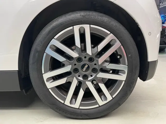 MINI Cooper — Фото автомобиля 22