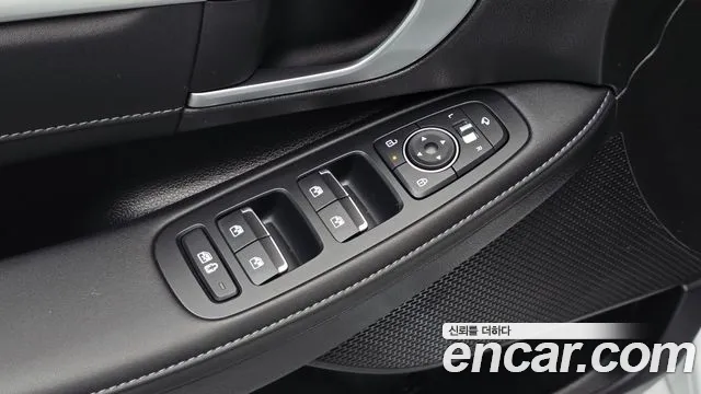 Hyundai Sonata Sonata Edge(DN8) 2.0 LPG(Для проката) — Фото автомобиля 18