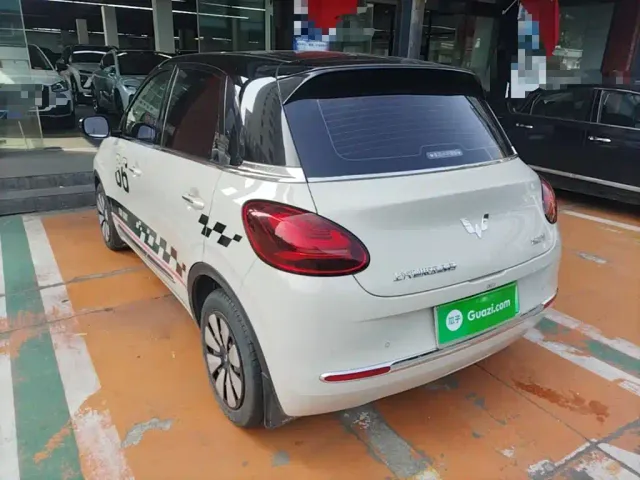 Wuling Bingo — Фото автомобиля 4