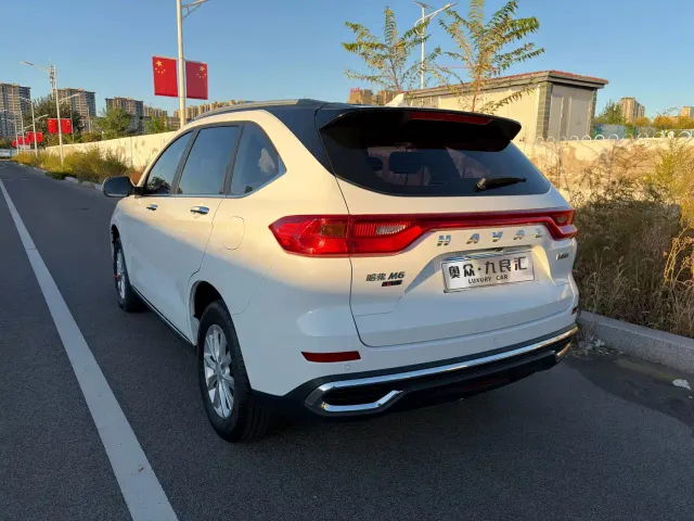 Haval M6 — Фото автомобиля 9