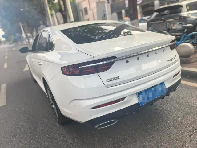 Geely Xingrui — Фото автомобиля 9