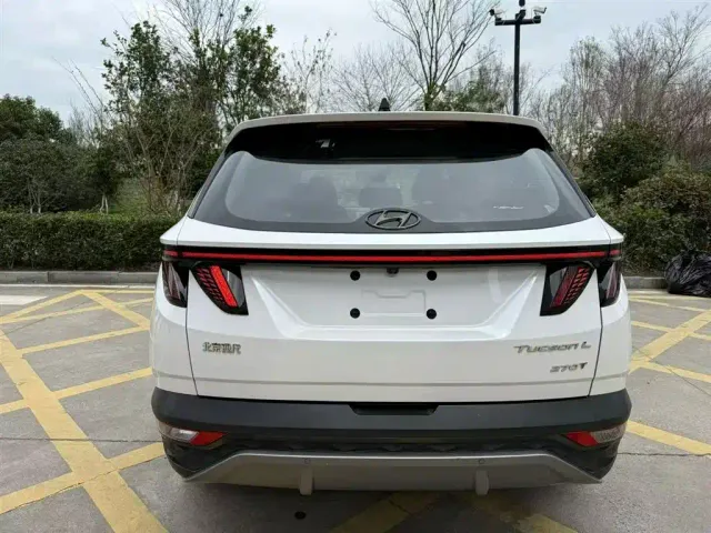 Hyundai Tucson — Фото автомобиля 12