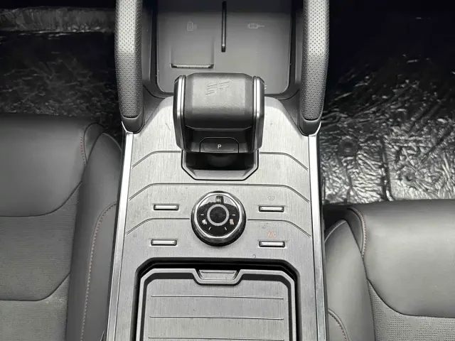 Jetour Jetour Traveler 2023 Model 1.5T 2WD Discovery PRO — Фото автомобиля 12