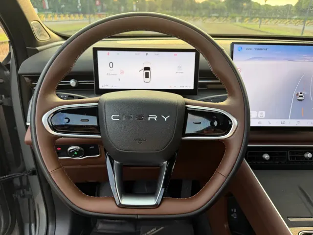Chery Tiggo 9 — Фото автомобиля 9