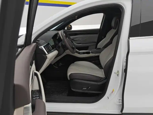 BYD Song PLUS — Фото автомобиля 9