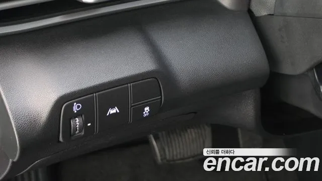 Hyundai Avante CN7 — Фото автомобиля 25