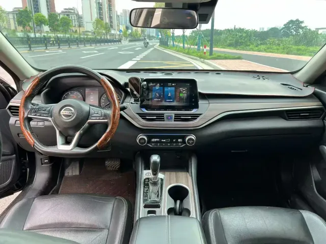 Nissan Teana — Фото автомобиля 7