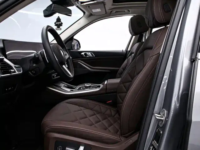 BMW X5 — Фото автомобиля 14