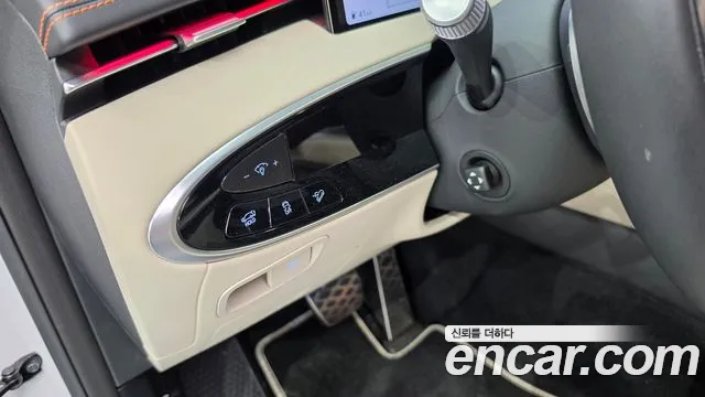 Genesis GV70 2.5T Бензин 2WD — Фото автомобиля 18