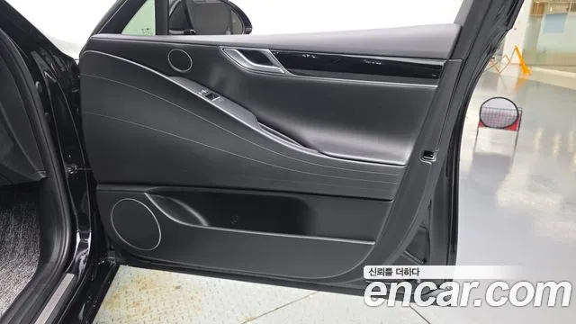 Genesis G80 Бензин 2.5 турбо AWD — Фото автомобиля 23