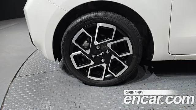Kia RAY Новый Kia Ray Signature — Фото автомобиля 5