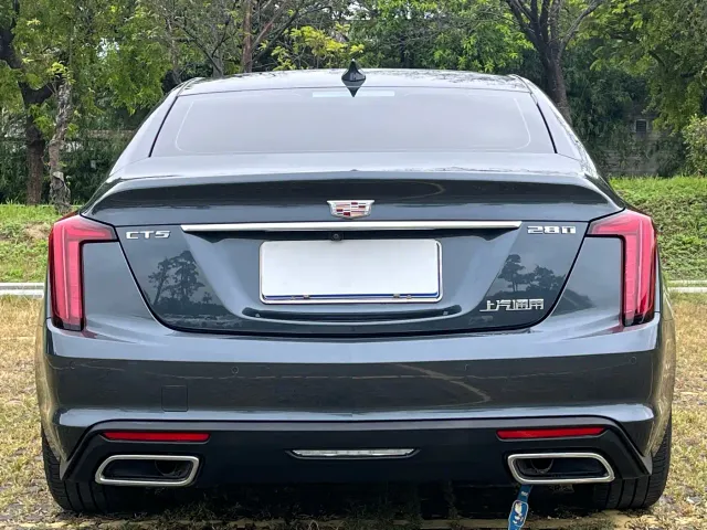 Cadillac CT5 — Фото автомобиля 14