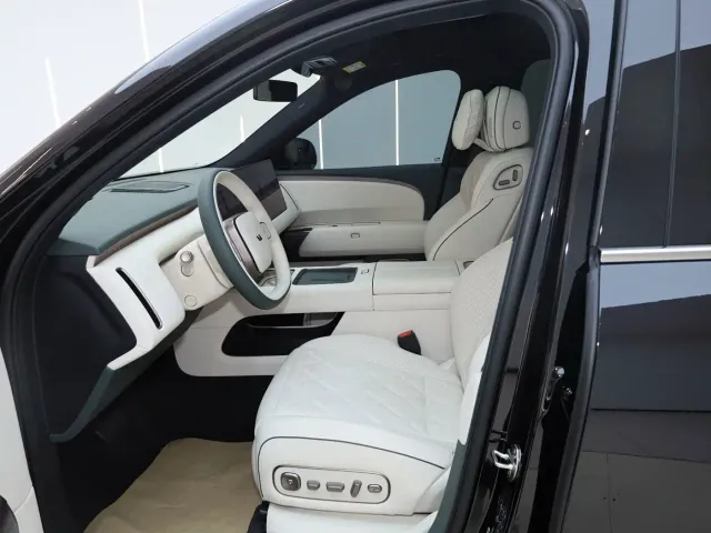 Li Auto L9 — Фото автомобиля 13