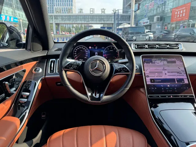 Mercedes-Benz S-Class — Фото автомобиля 15