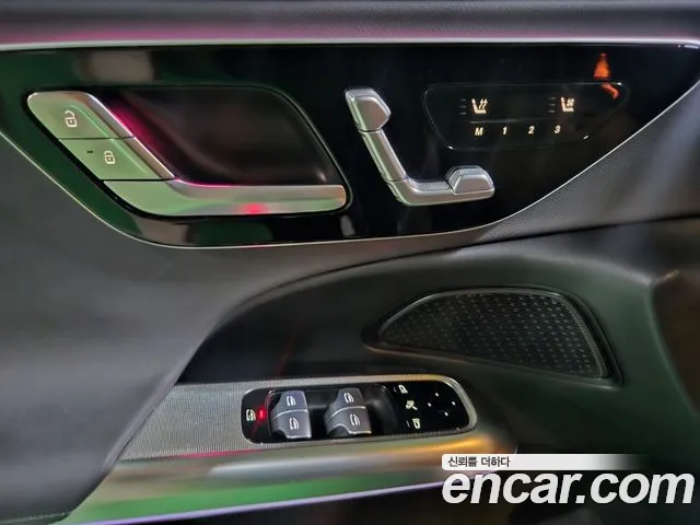 Mercedes-Benz E-Class — Фото автомобиля 10