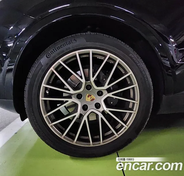 Porsche Cayenne PO536 — Фото автомобиля 5