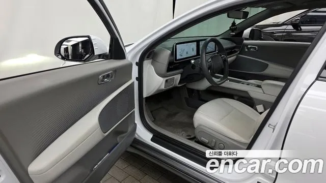 Hyundai Ioniq6 — Фото автомобиля 10