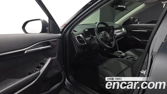 Kia Seltos — Фото автомобиля 10
