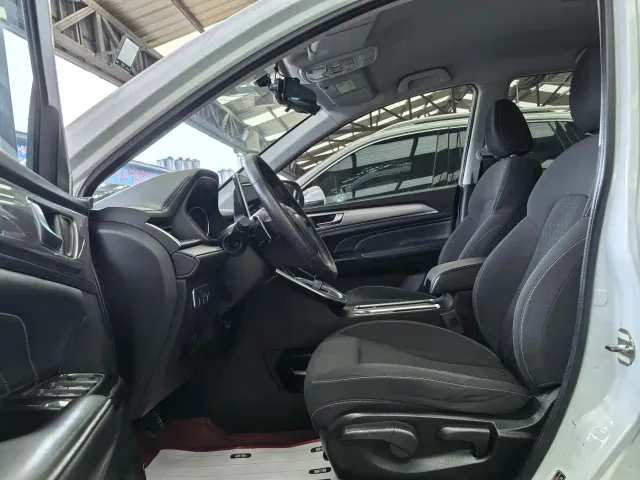 Haval M6 — Фото автомобиля 4