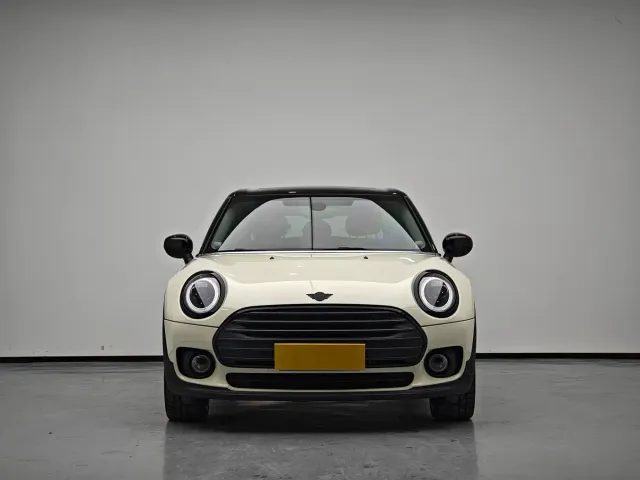 MINI Clubman — Фото автомобиля 2