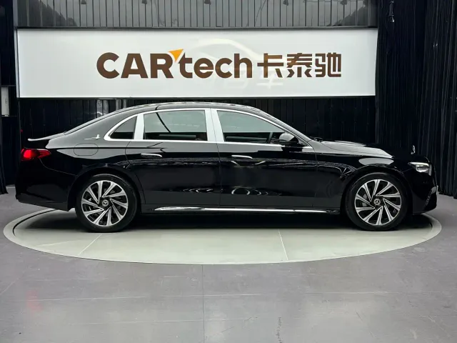 Mercedes-Benz E-Class — Фото автомобиля 7