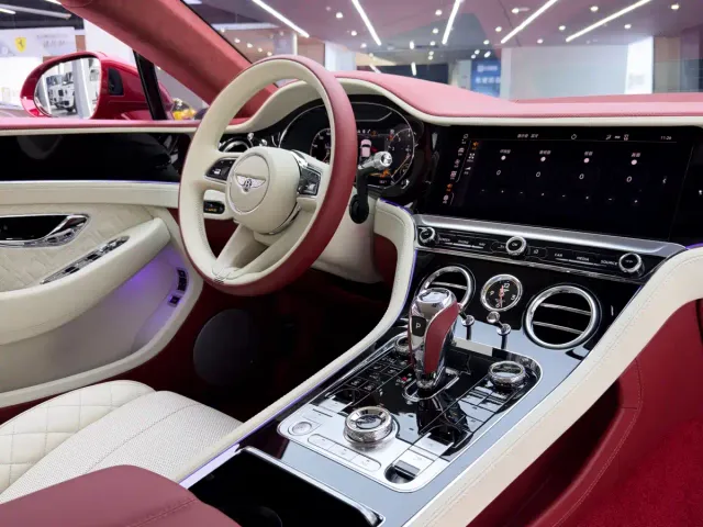 Bentley Continental — Фото автомобиля 17