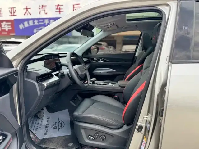 Changan Z6 — Фото автомобиля 4