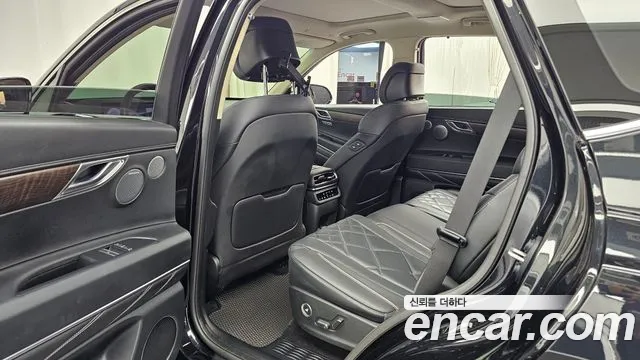 Genesis GV80 — Фото автомобиля 17