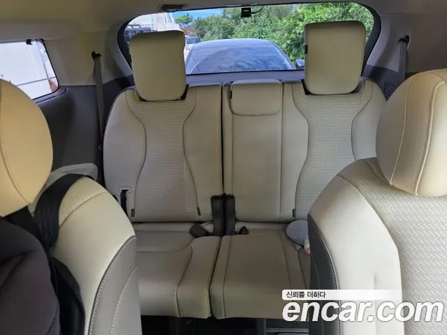 Kia Canival Новый Carnival 4 поколение Дизель 7 мест Signature — Фото автомобиля 11