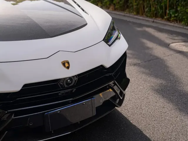 Lamborghini Urus — Фото автомобиля 6