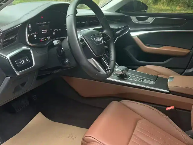 Audi A6L — Фото автомобиля 4
