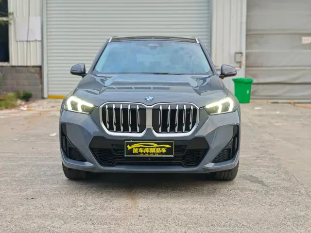 BMW X1 — Фото автомобиля 2