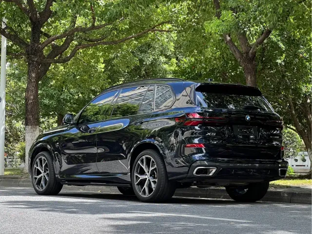 BMW X5 — Фото автомобиля 6