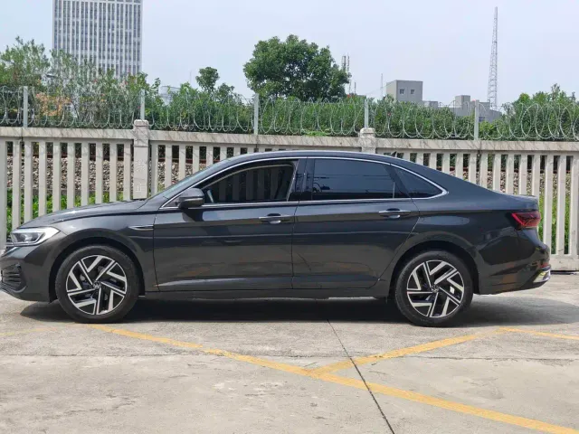 Volkswagen Sagitar — Фото автомобиля 4