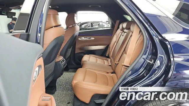 Genesis GV70 — Фото автомобиля 26