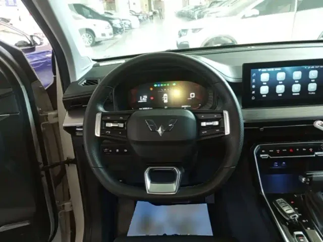 Wuling Asta — Фото автомобиля 10