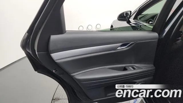 Genesis G80 Бензин 2.5 турбо AWD — Фото автомобиля 20
