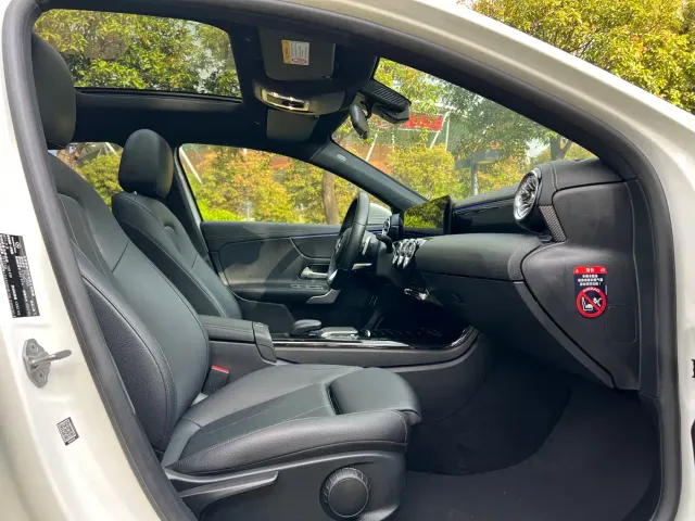 Mercedes-Benz A-Class — Фото автомобиля 15
