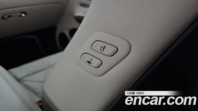 Genesis GV70 — Фото автомобиля 29