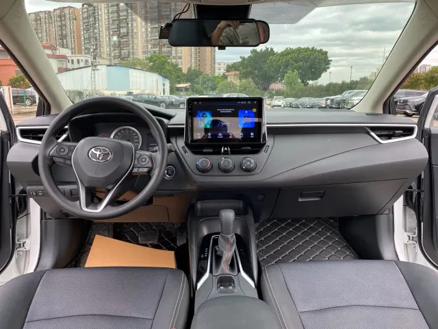 Toyota Corolla — Фото автомобиля 11